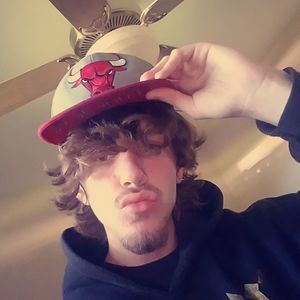 Meet your Posher, Dylan